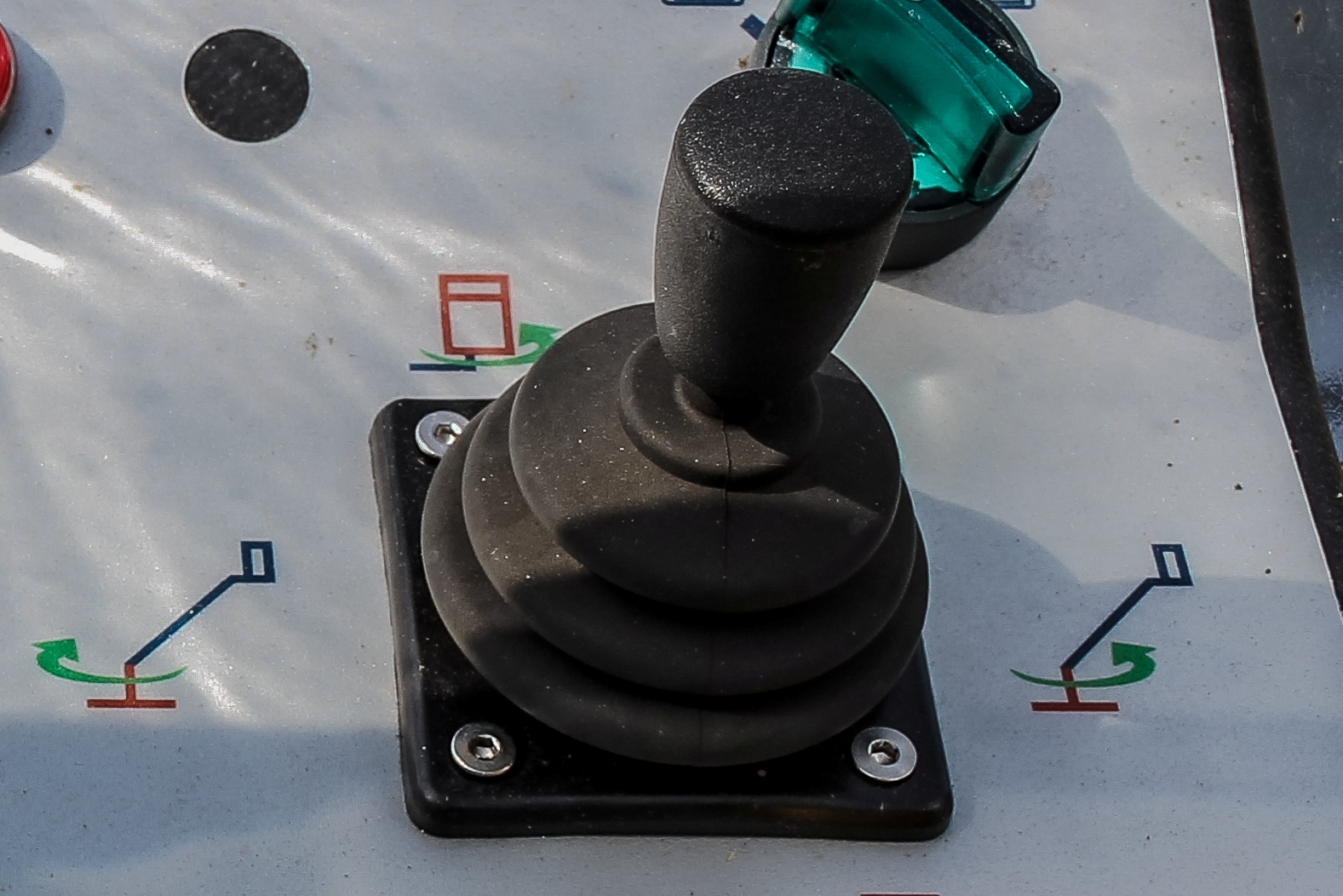 Multitel MTE 230 EX-Joysticksteuerung title=